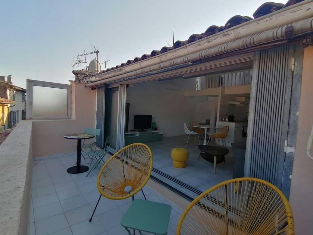 Charmant Appartement Terrasse Sur Les Toits Грасс Екстер'єр фото
